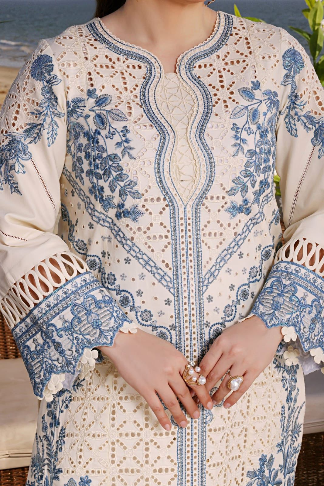 Luxury Lawn 3-Piece Unstitched Suit with Heavy Chickenkari Embroidery & Khaddi Net Dupatta